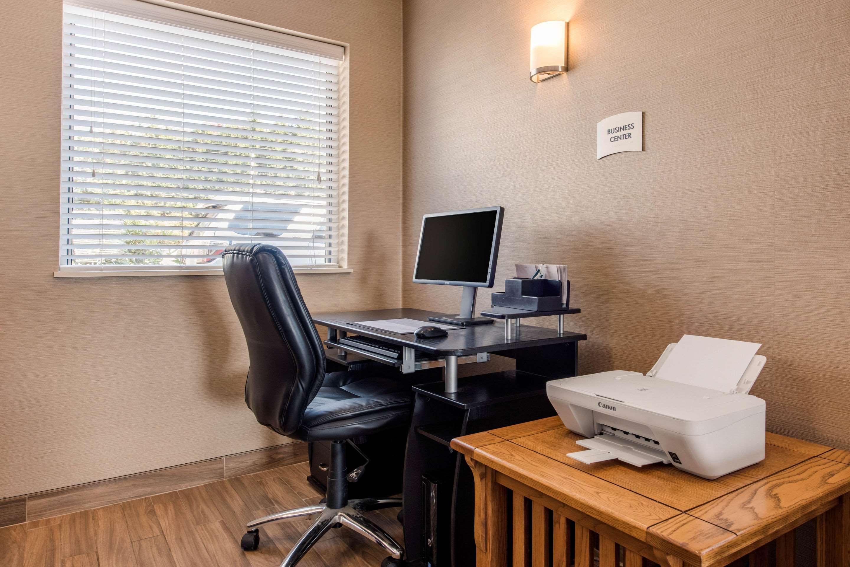 Quality Inn & Suites New Castle Eksteriør billede
