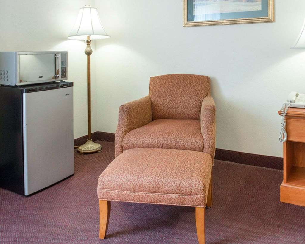 Quality Inn & Suites New Castle Værelse billede