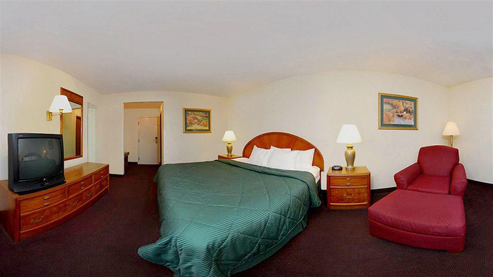 Quality Inn & Suites New Castle Eksteriør billede